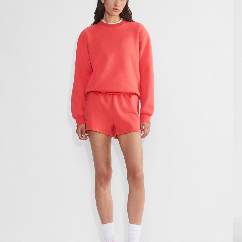 Aritzia high rise short and crewneck